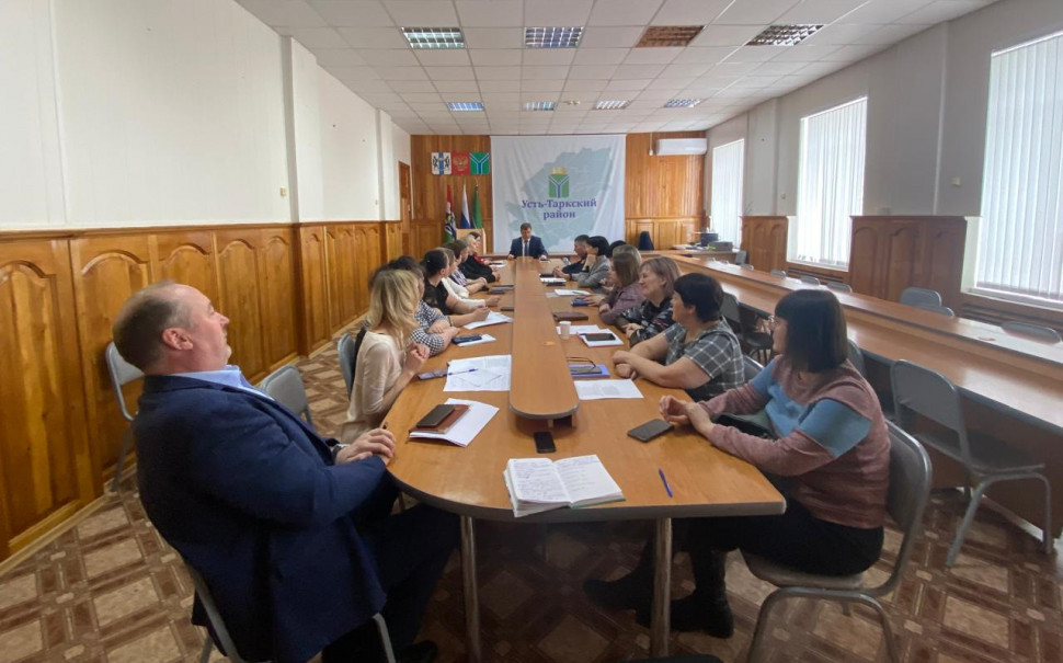 Совещание по правам ребенка при Главе Усть-Таркского района